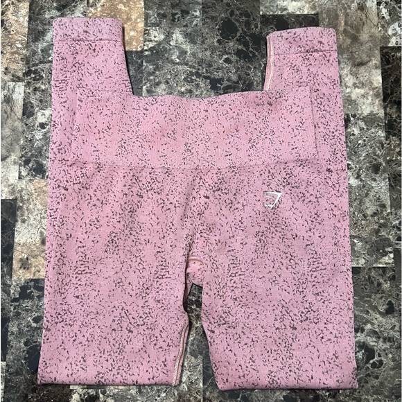 GYMSHARK ADAPT FLECK SEAMLESS LEGGINGS PINK COLOR SIZE SMALL EUC - Picture 2 of 3